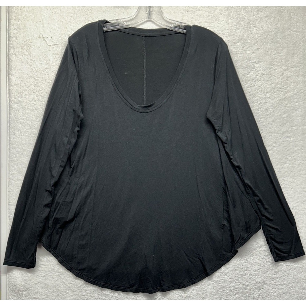 Lululemon Womens Size 8 Black Up for Down Time Black V-Neck Top (S7)